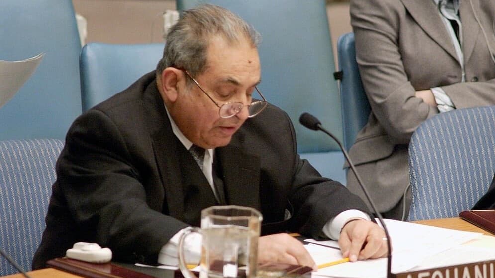 درگذشت روان فرهادی؛ غروب ستاره دیپلوماسی افغانستان