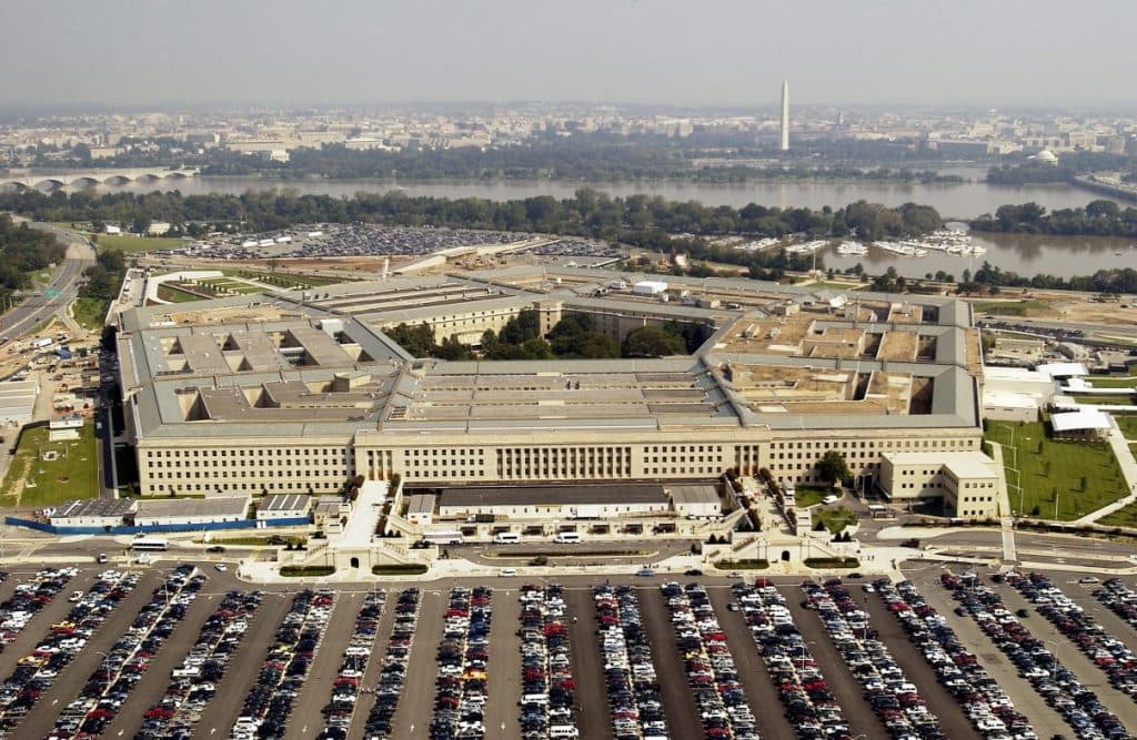 Pentagone : un UAP géant signalé au-dessus de Bagram